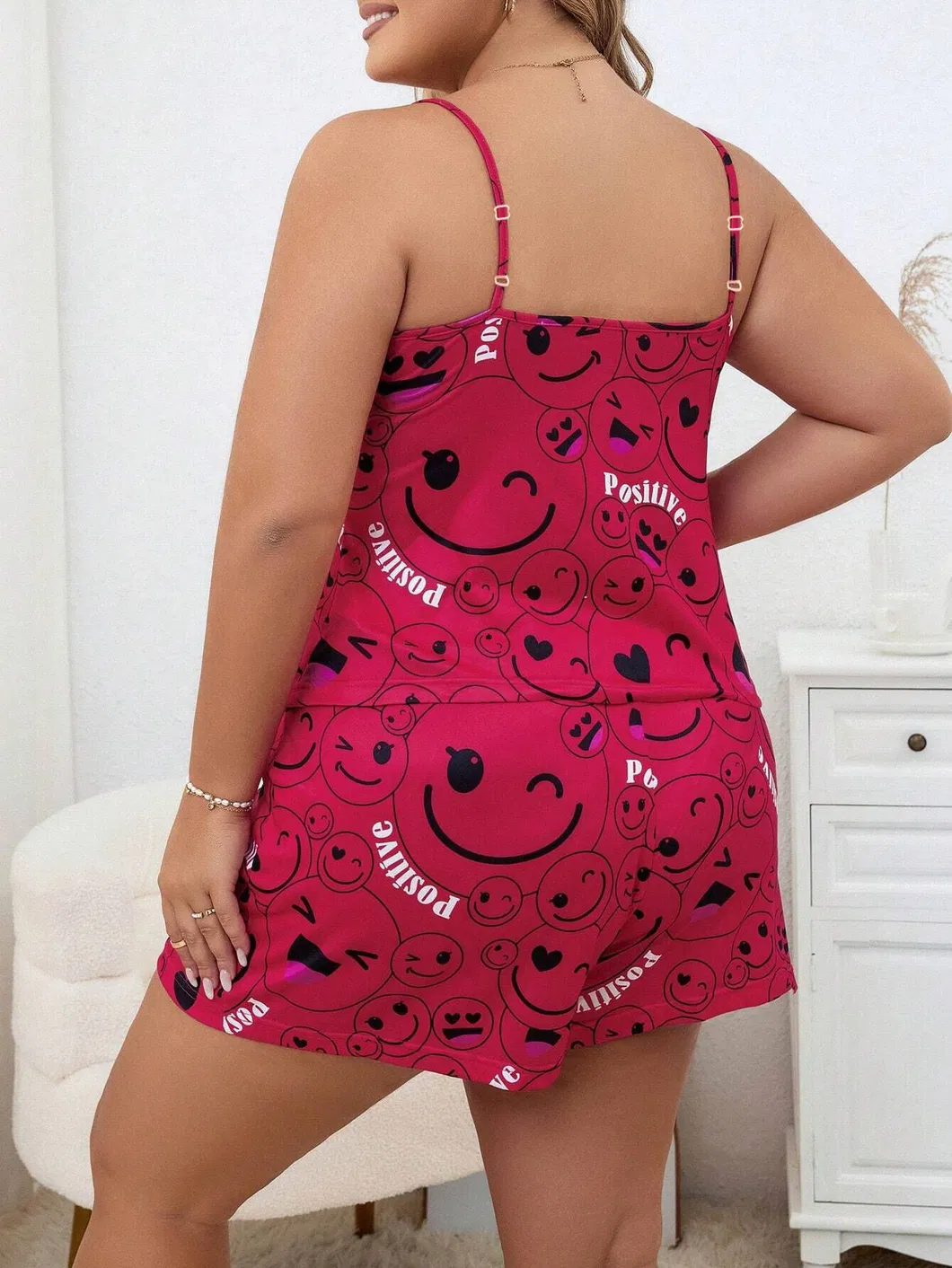 Conjunto de pijama de fibra de bambú orgánico transpirable con encaje y bata a juego