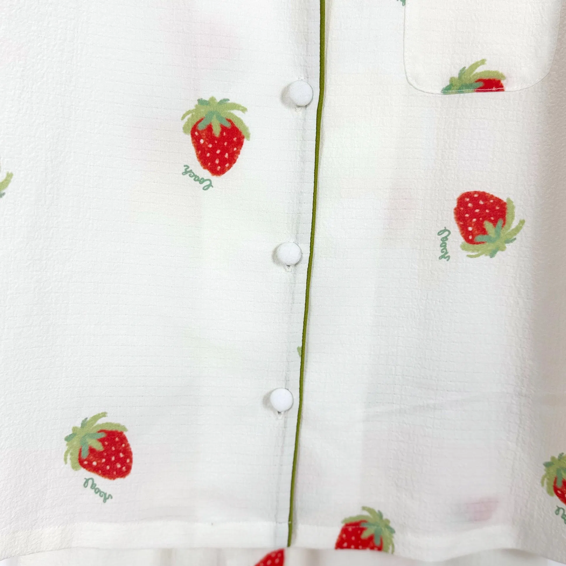 Conjunto de pijama suelto de seda personalizado de verano al por mayor en estilo cómodo