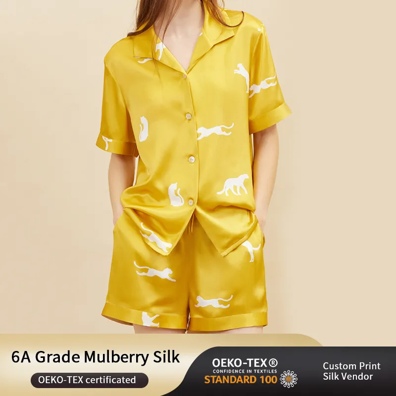 Pijamas de seda satinada personalizados para mujeres