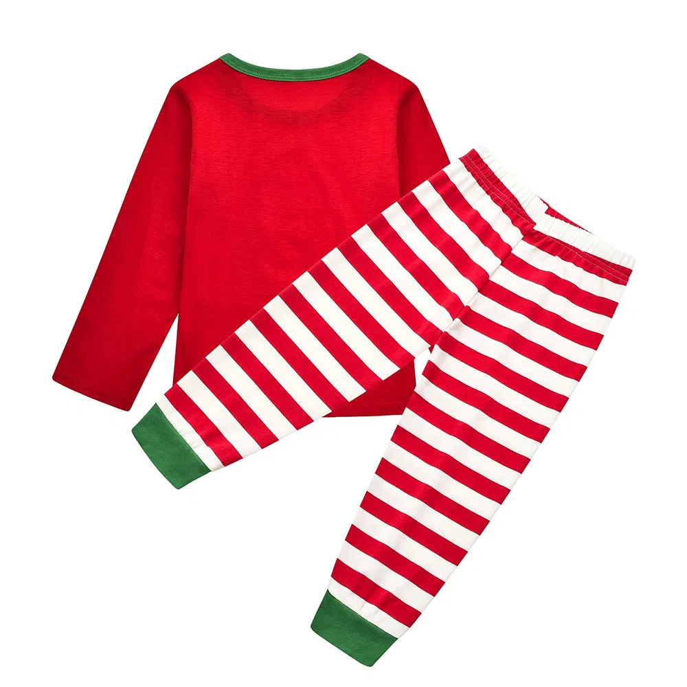 Pijamas navideños familiares personalizados con diseño de logo a juego