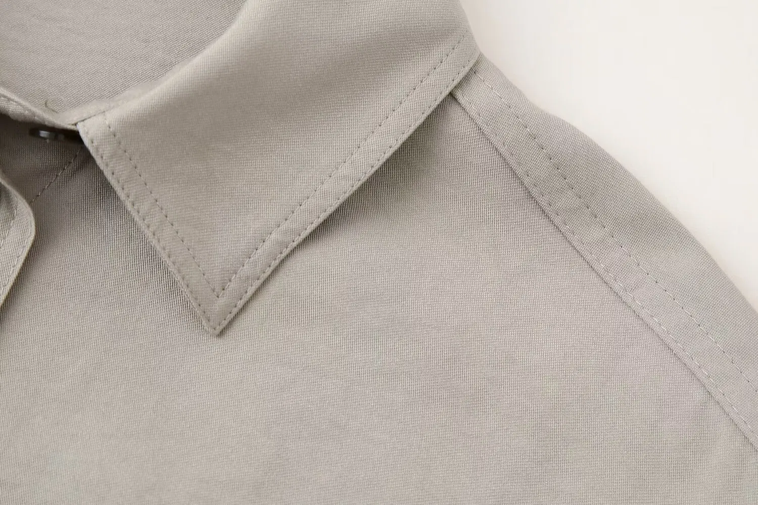 Conjunto de pijama de lujo para la relajación y el sueño