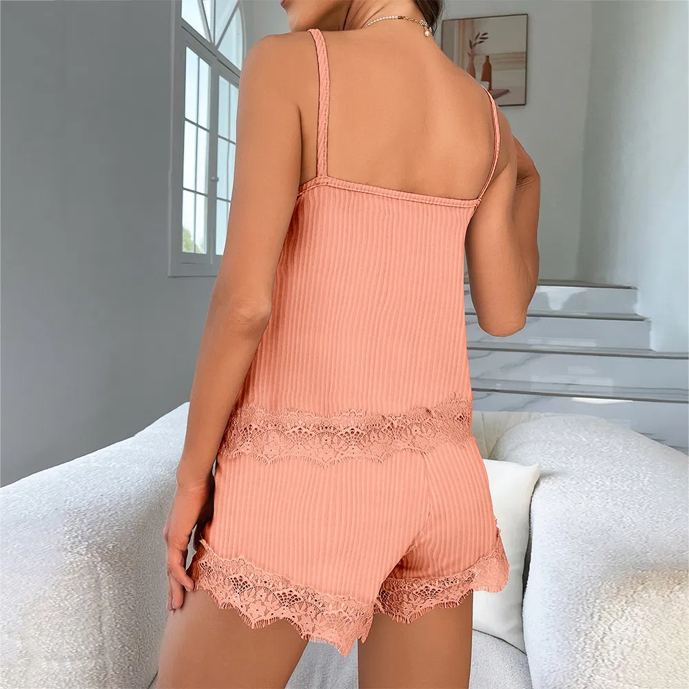 Ropa de dormir cómoda con acceso fácil y abertura oculta para la lactancia en la enfermería materna