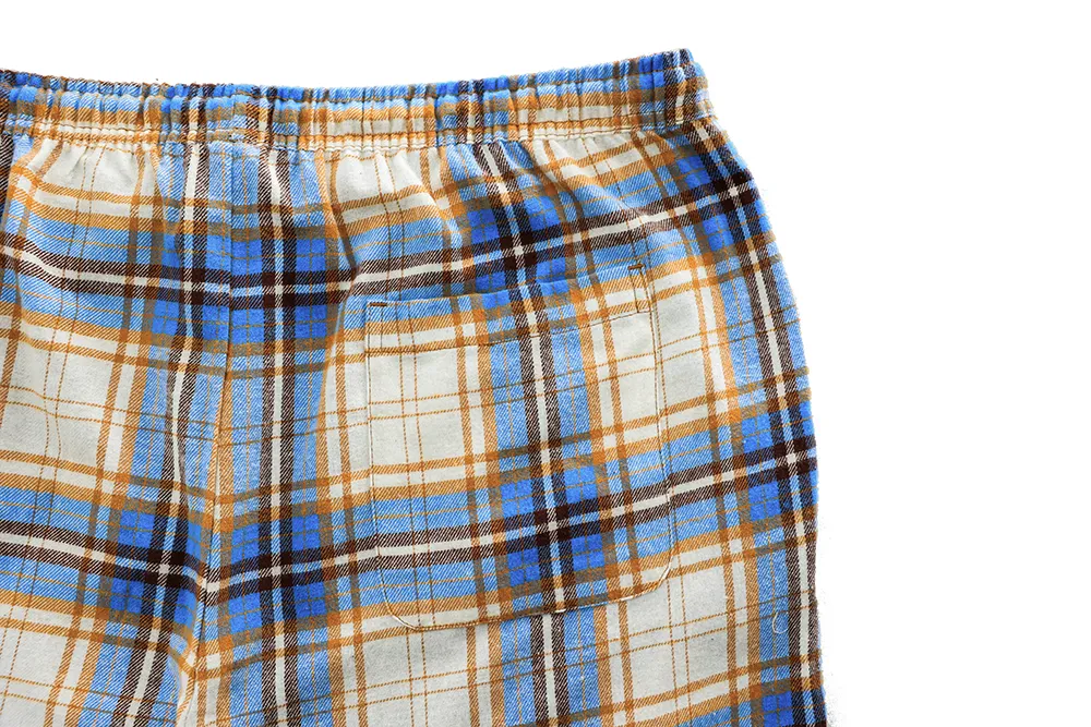 Detalle de pijama de franela 6