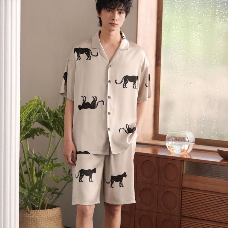 Conjunto de Pijamas Cortos de Seda Impresa para Hombres