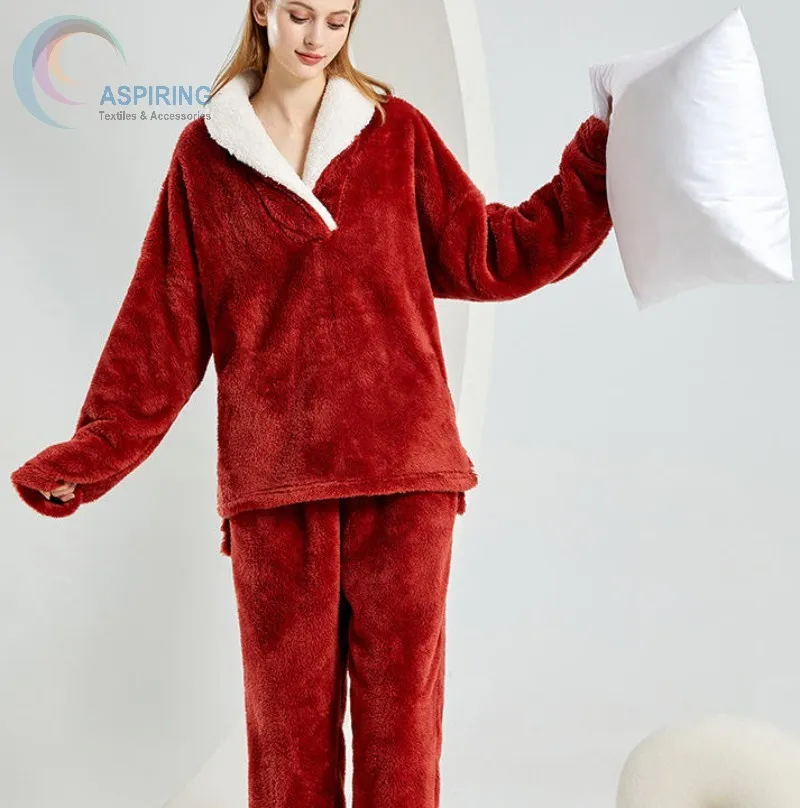 Conjunto de pijama de mujer de algodón de terciopelo grueso y cómodo para invierno