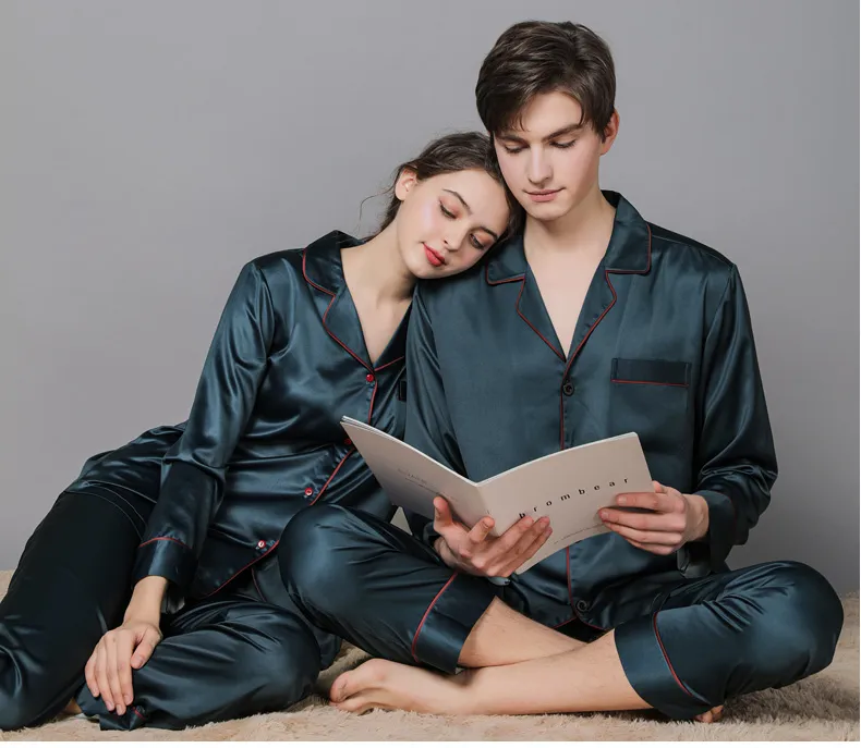 Conjunto de Pijamas de Seda Pura para Pareja