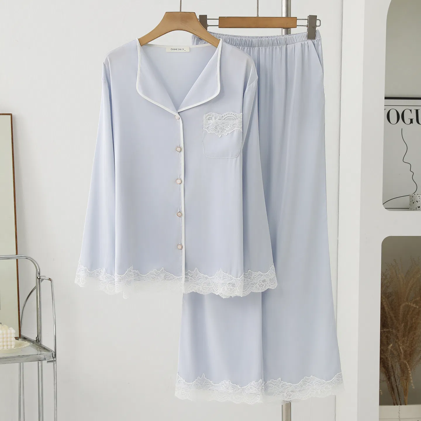 Conjunto de pijama de seda helada para mujer con trim de encaje, de manga larga y pantalones