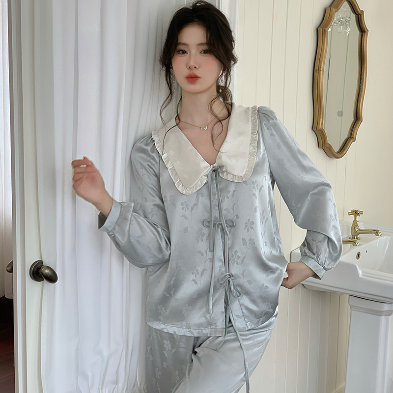 Nuevo conjunto de pijamas de satén con cuello francés y pantalones largos, loungewear de lujo para el otoño