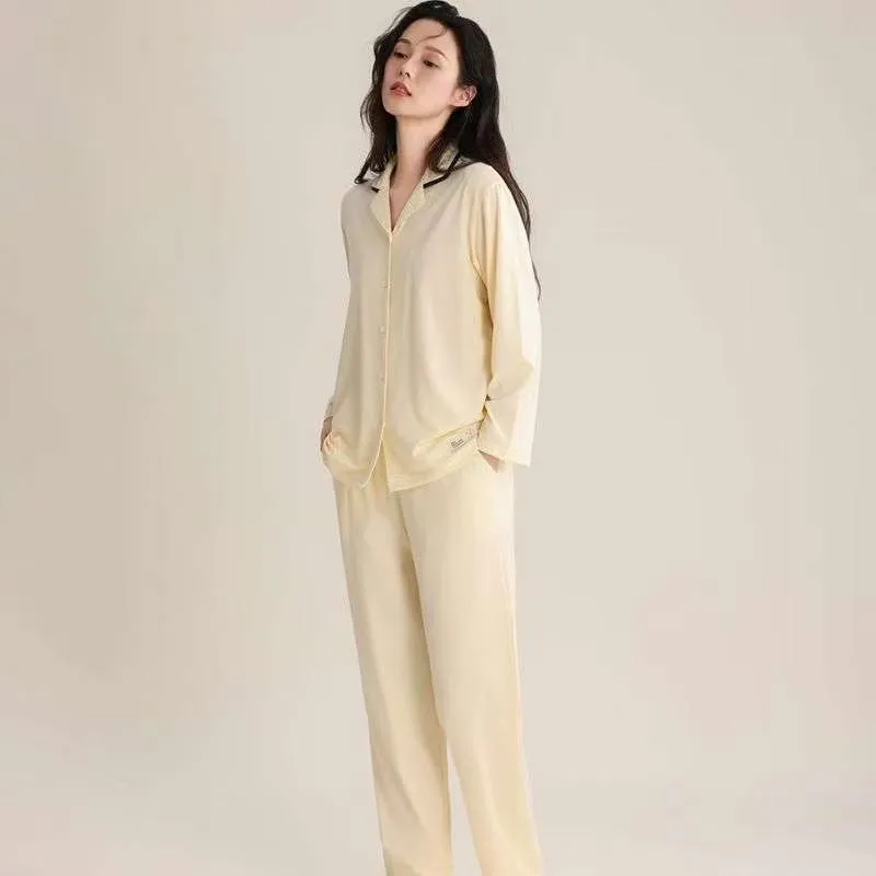 Conjunto de pijama de modal ligero y resistente a las arrugas con logo personalizado