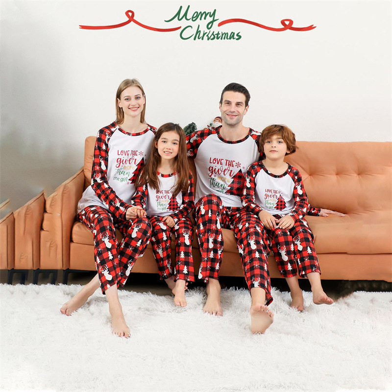 Pijamas a juego de familia con estampado de renos, ropa de dormir acogedora para las fiestas