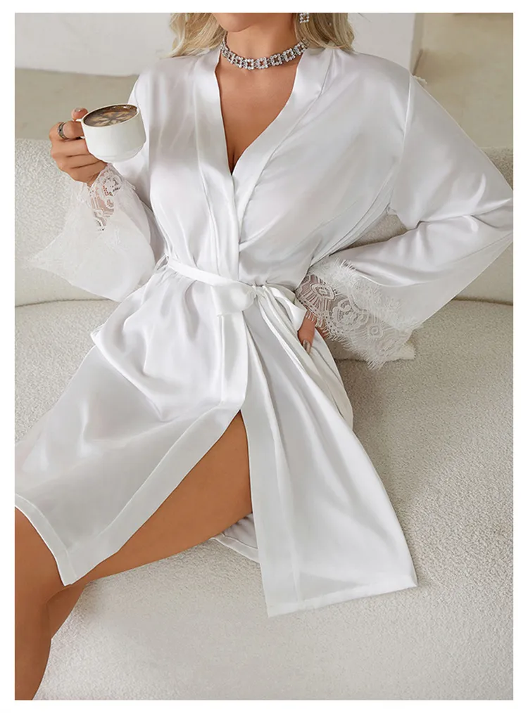 Pijama de seda helada con tirantes de encaje para damas