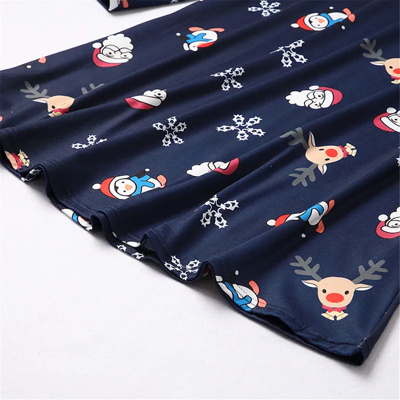Detalle de pijama de Navidad 12