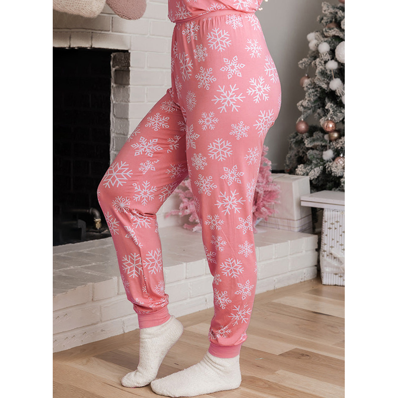 Querido amante mayorista DDP envío aéreo soporte pijamas de dos piezas con estampado de copos de nieve para mujeres conjunto de invierno y otoño