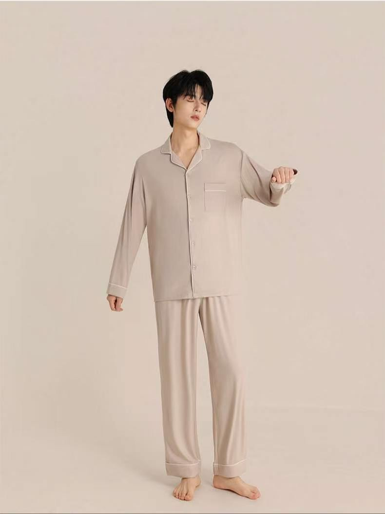 Conjunto de pijama de primavera y verano fresco al por mayor, cardigan con solapa para hombres y mujeres, ropa de dormir personalizable con logo
