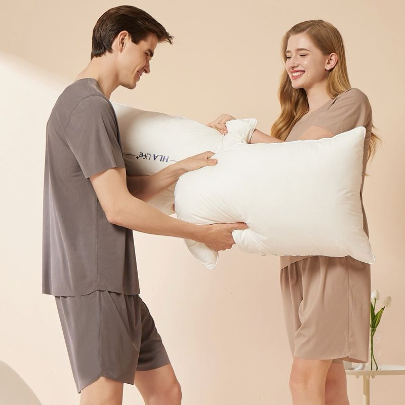 Pijamas de pareja de modal suave al por mayor 2PCS camiseta de manga corta + pantalones cortos elásticos de ajuste holgado, traje de noche transpirable para hombres y mujeres, ropa de casa diaria para dormir y descansar