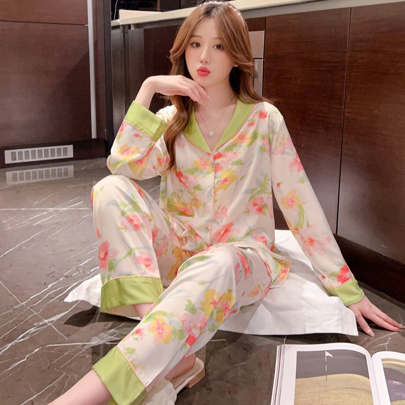 Pijamas de satén de primavera Nnr para mujer con estampado de flores, conjunto de dos piezas de pijamas de satén helado y sedoso, imagen del producto