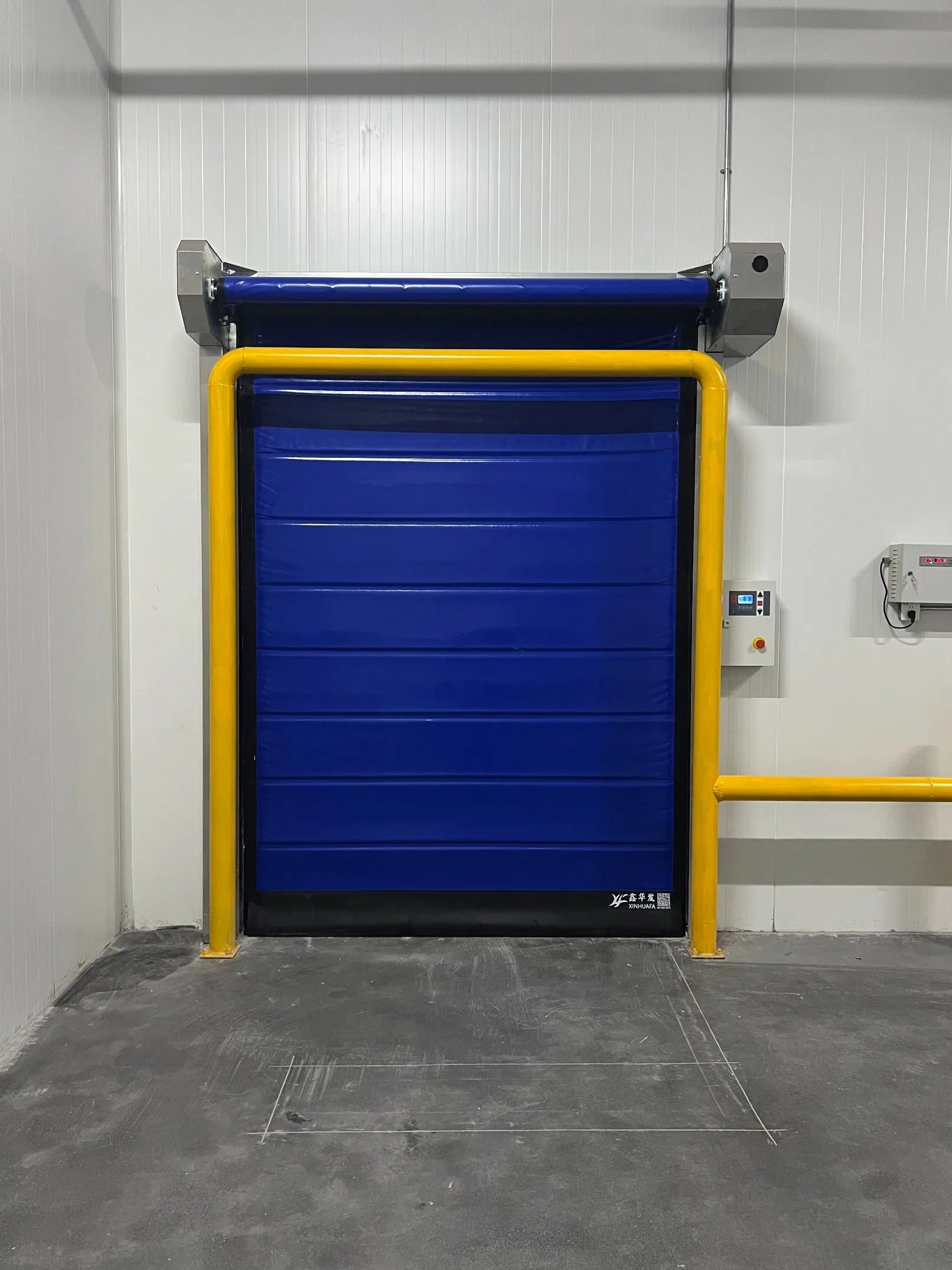 Durable High-Speed Cold Storage Door for Energy Efficiency
