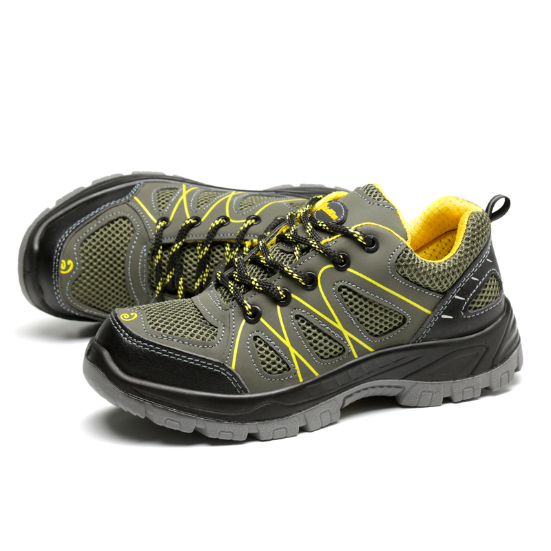 Factory Direct Sale Men Safety Boots Shoes Protective Super-Migratory Skin Shoes Work Shoes