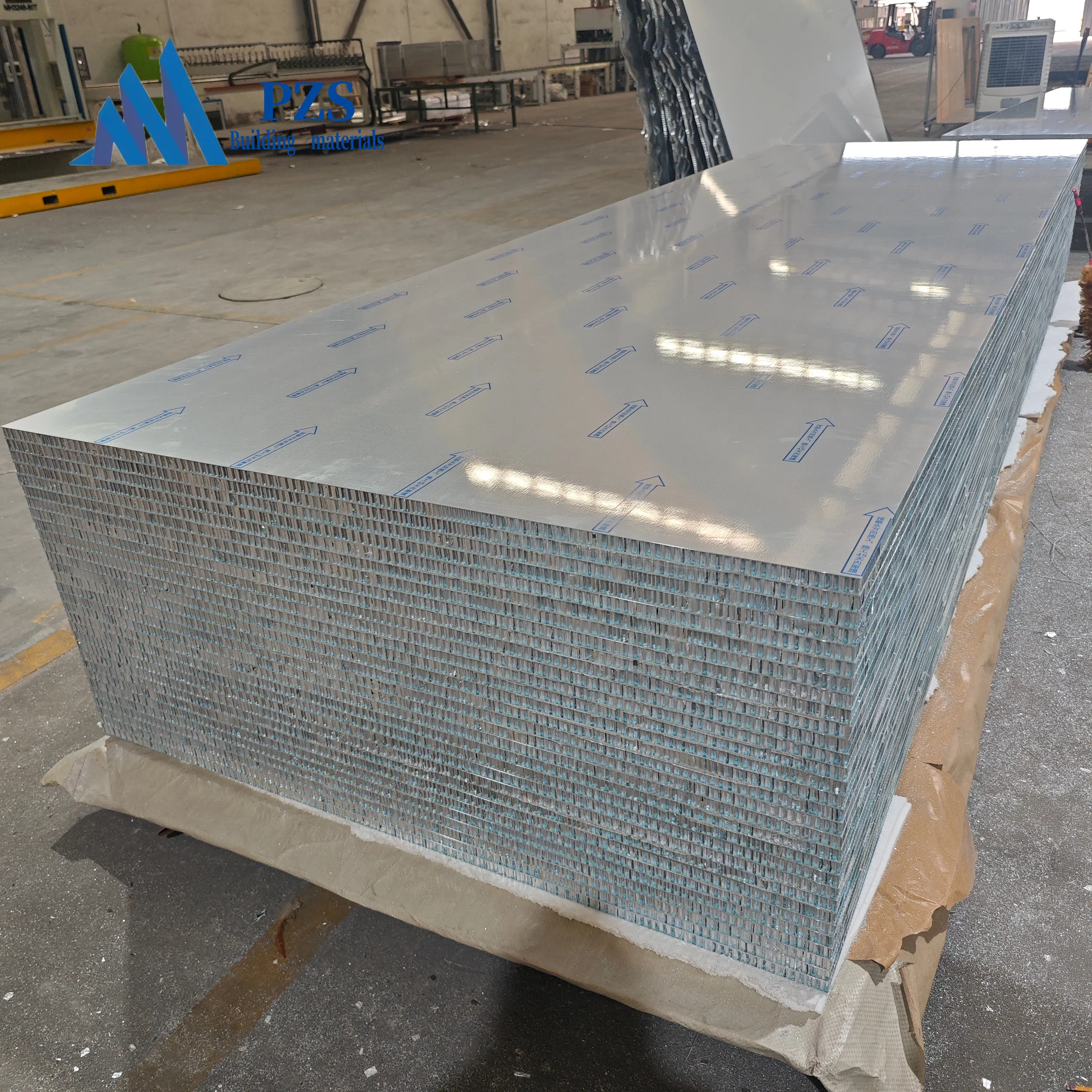 Exterior Wall Panel Aluminum Ceiling, Composite Design, Customizable Thickness