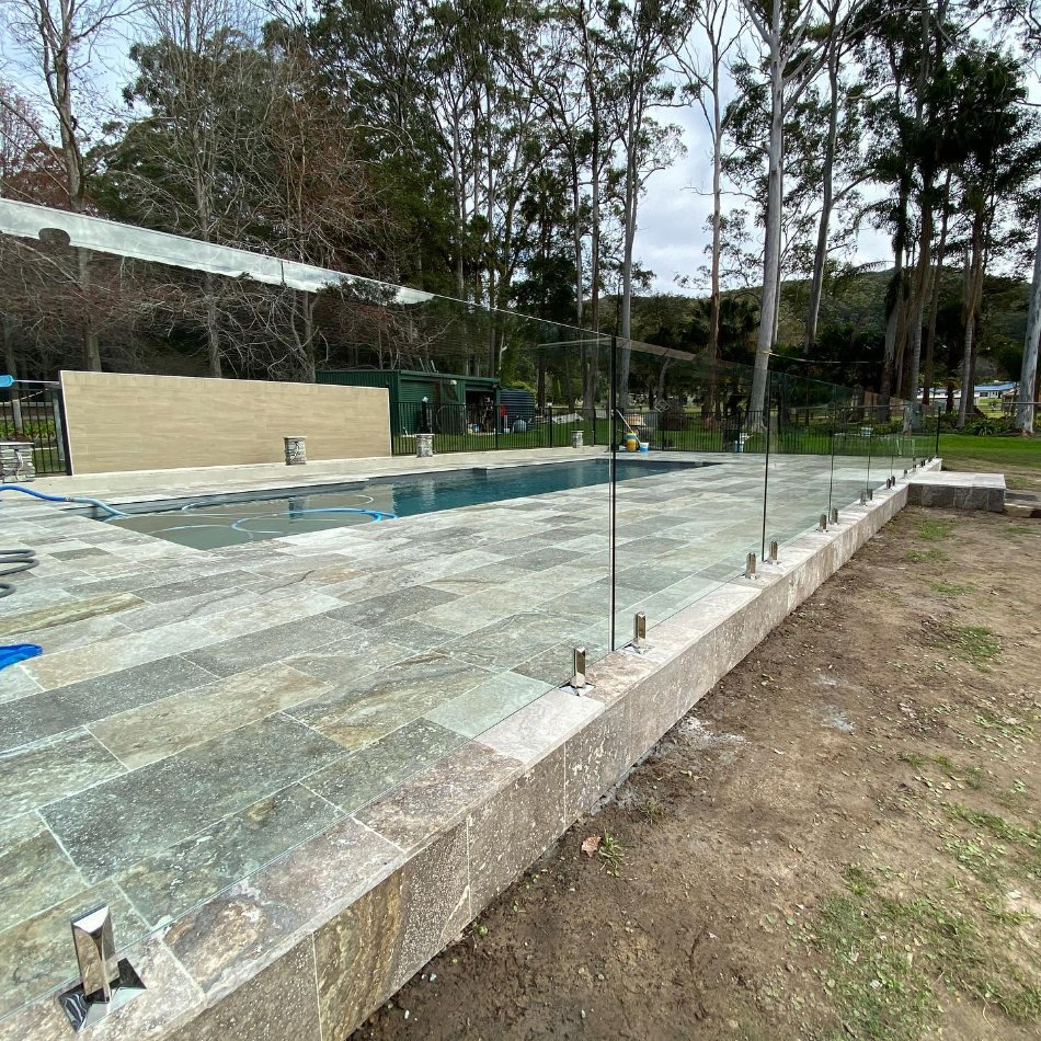 Residential Aluminum and Fully Frameless Glazed Railing Systems
