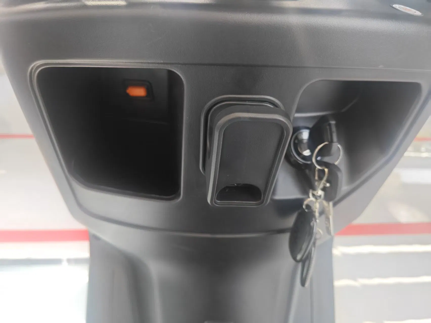 Fine-Quality Contemporary Minimalism Electric Motorcycle for Eco-Friendly Commuting