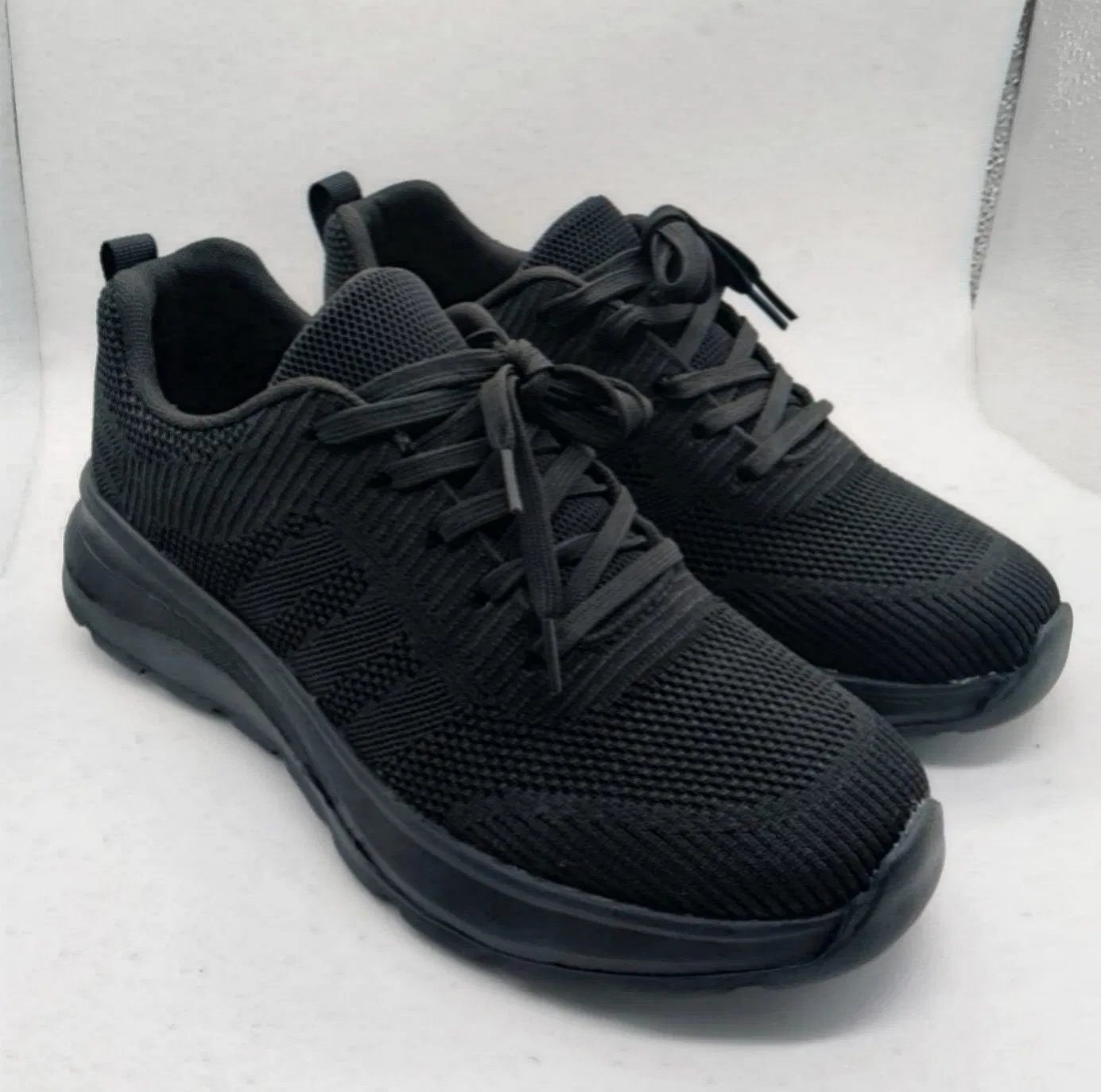 High-Performance Sport Shoes Combining Style and High-Quality Materials