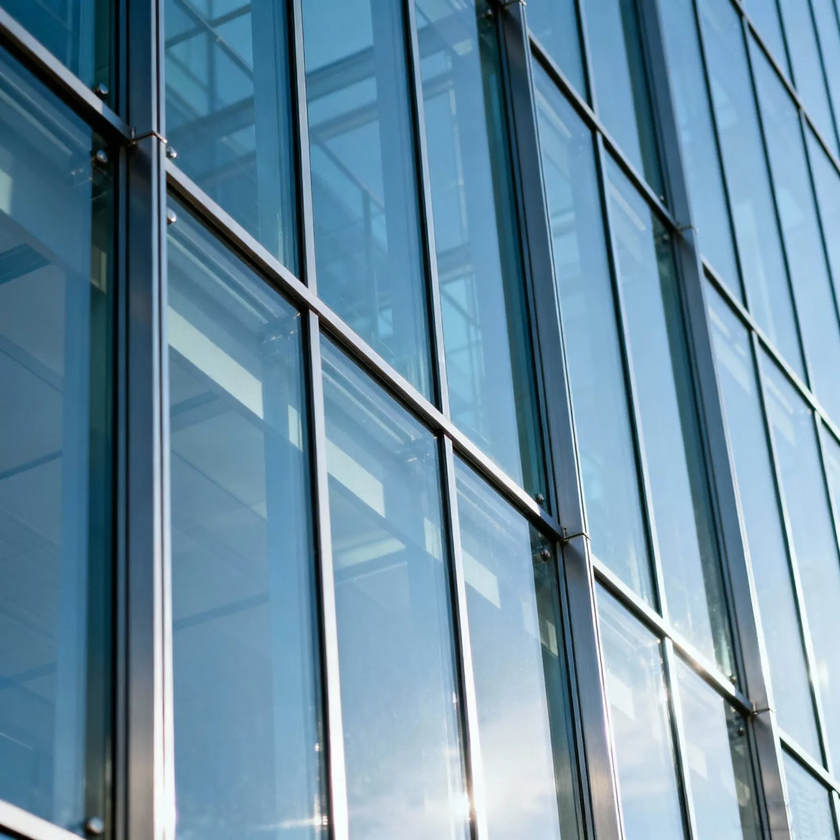 Ultra-Thin Vacuum Glass with Superior Thermal &amp; Acoustic Insulation for Windows/Curtain Walls