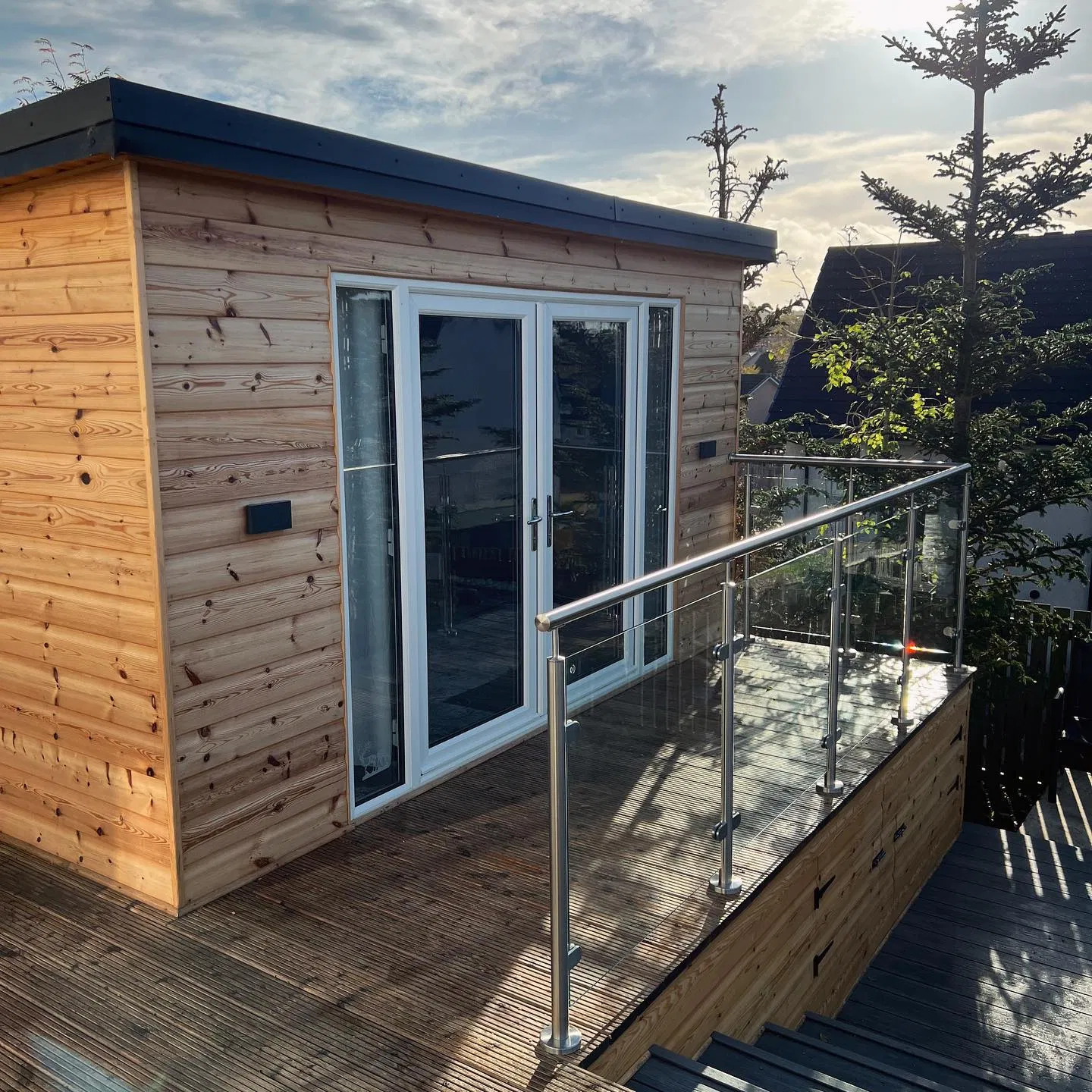 Residential Aluminum and Semi Frameless Tempered Glass Railing Systems