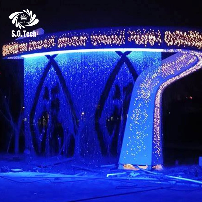 Water Crown Retractable Patterned Water Screen - Sleek Stainless Steel Design