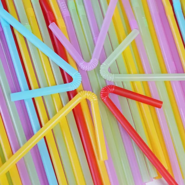 Straw Detail 2