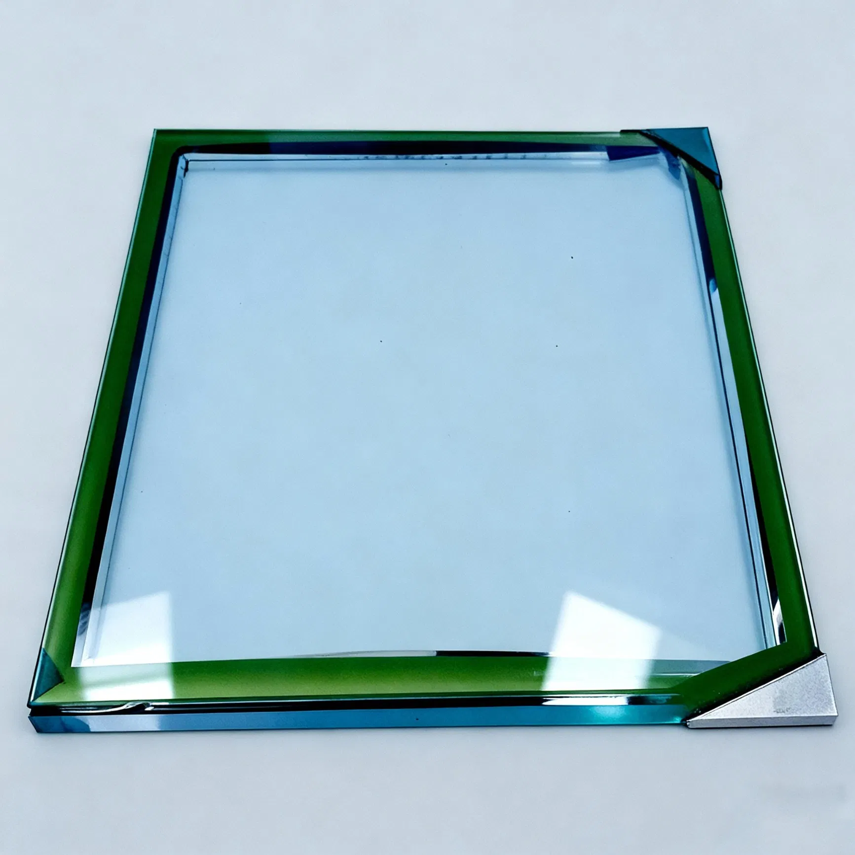 High-Performance Thermal Insulation Glass - Vacuum Glass with U-Value ≤0.44