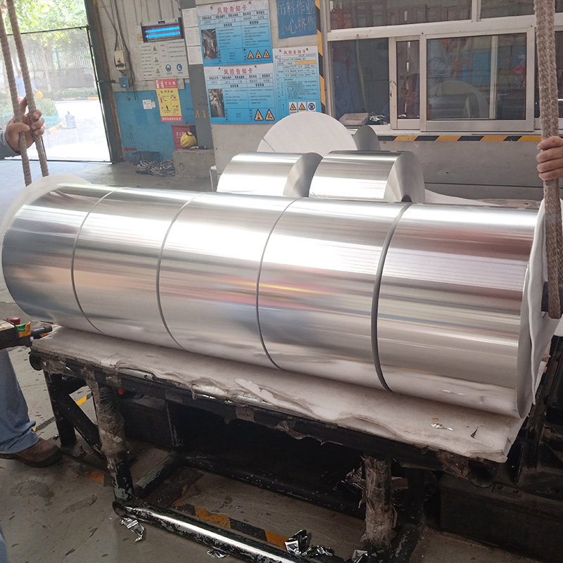 Factory Cost Metal Foil 8011 10 11 12 14 15 16 Micron Food Aluminum Foil Roll