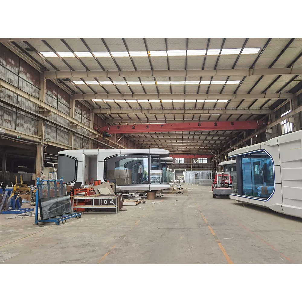 Modern Popular/Custom Designed /Prefabricated Building/ Mobile Luxury Space Capsule Modular Prefab Container House