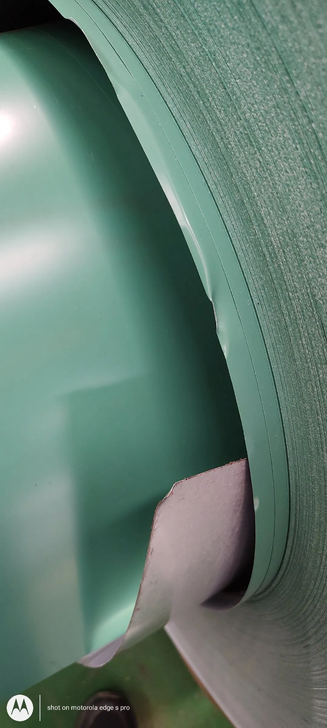 Factory Produces PPGI Color Coated and Pre-Painted Steel Coil Products, Custom Colored Metal Roofing Sheet Building Materials