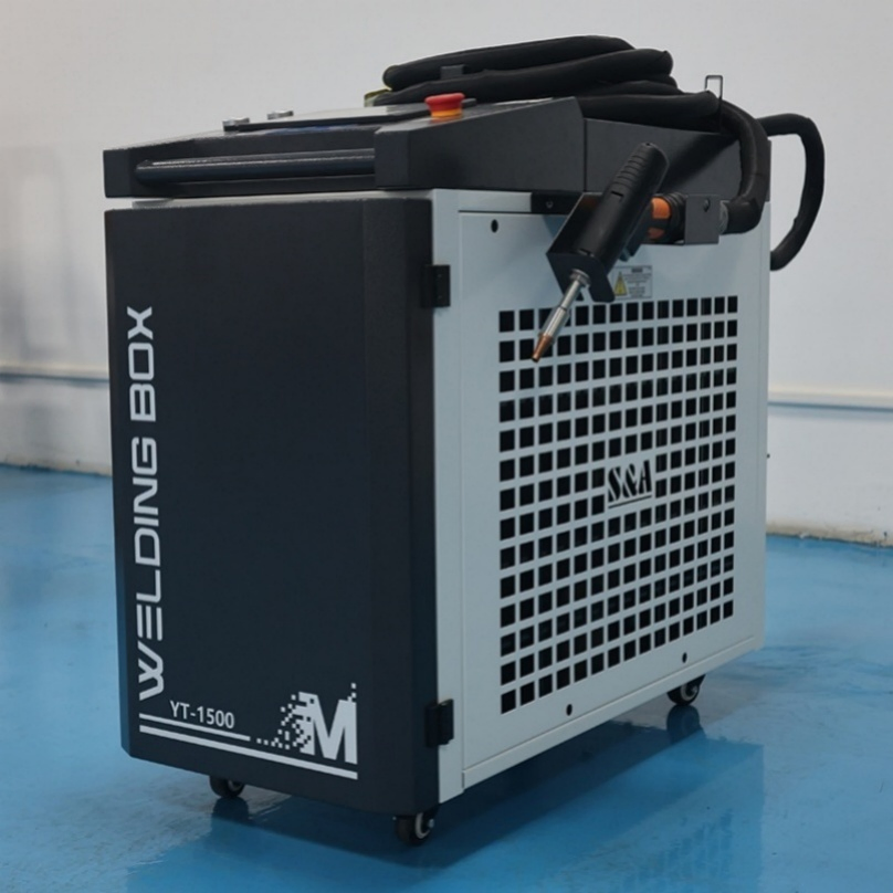 Customization Internal 1500W 4 in 1 Laser Welding Machine for Advertising Fields