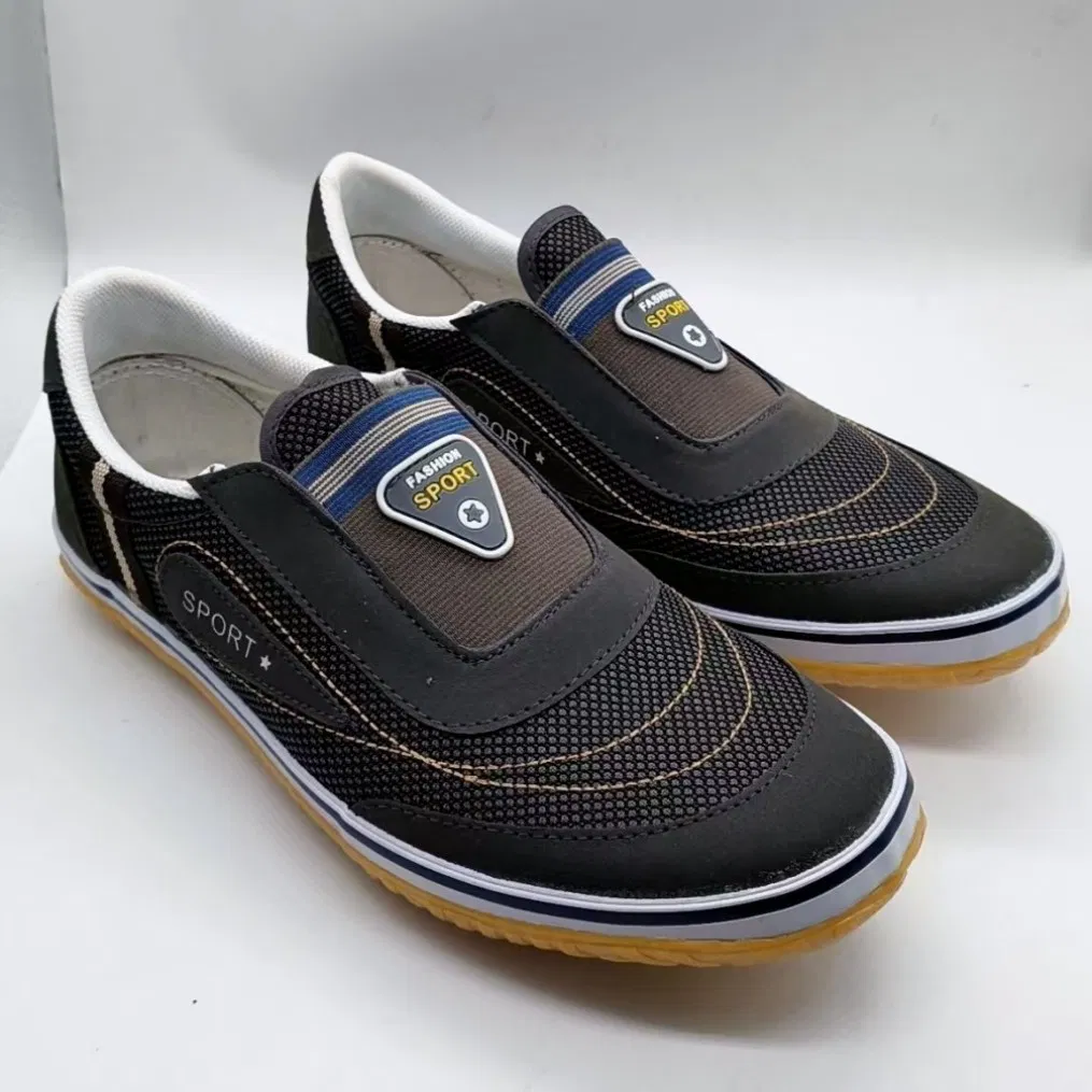 Durable Active Sneakers Featuring Tailored Fit and Quality Canvas Material