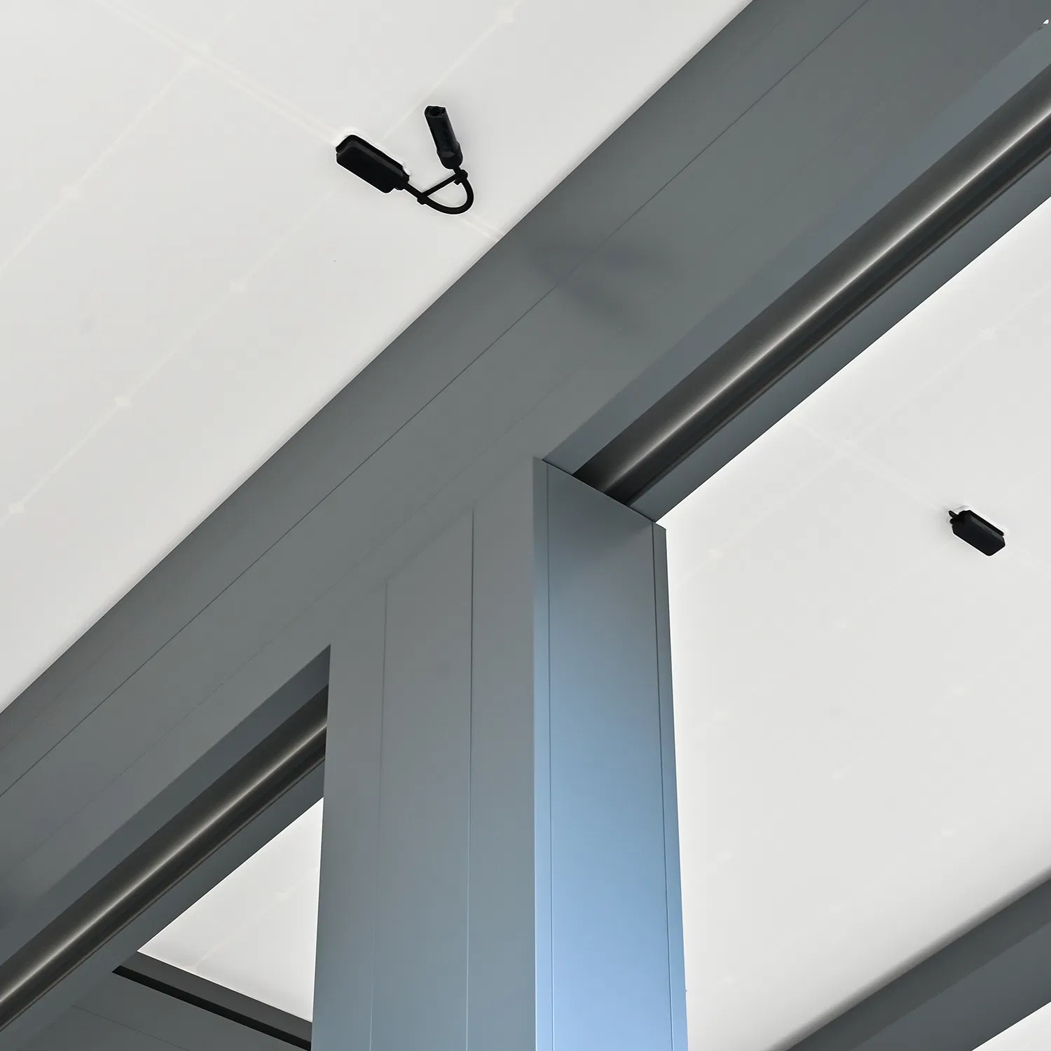 Customized Weather Resistance Aluminum Carport with Solar Panel for Car Parking