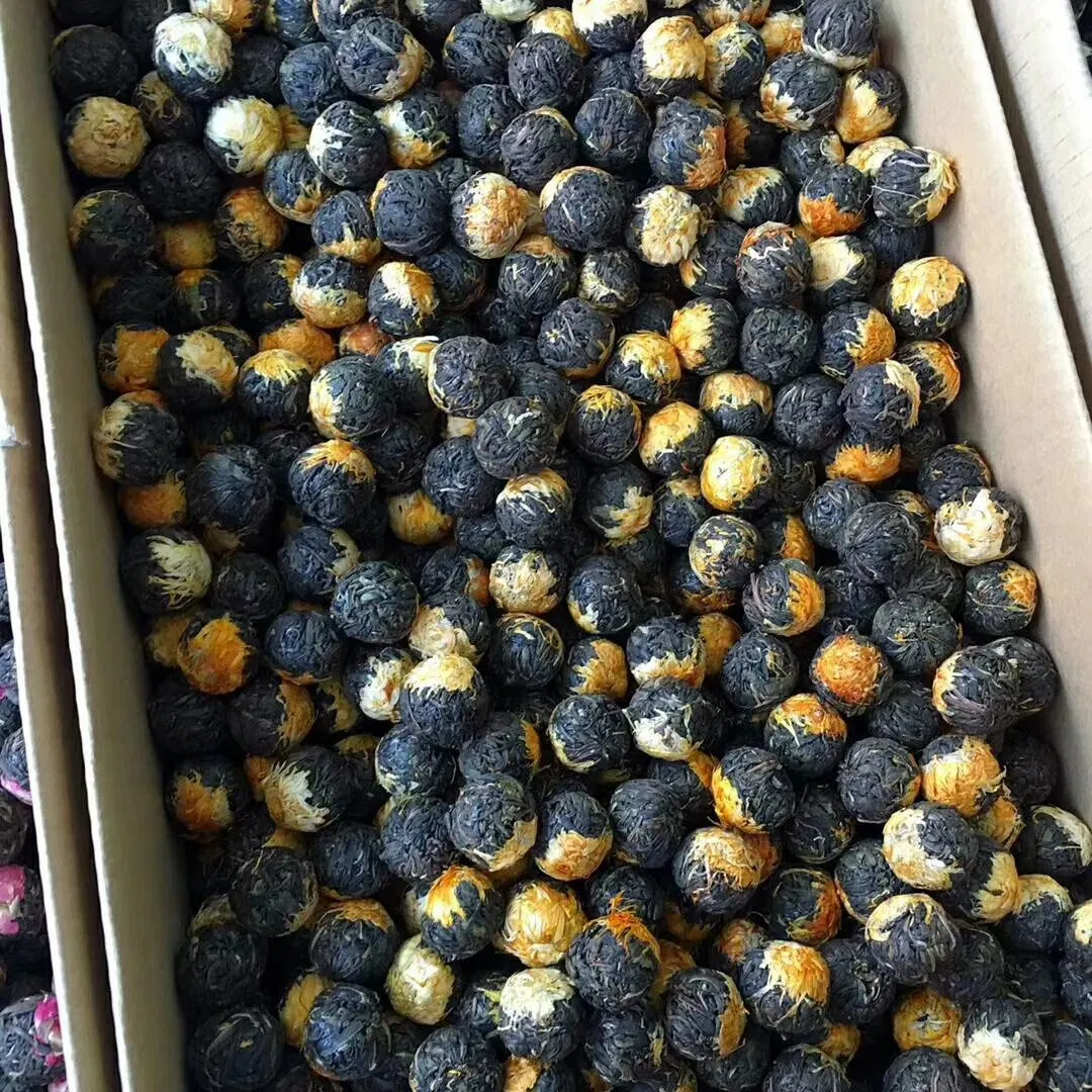 8g Golden Chrysanthemum Yunnan Raw Puerh Herbal Sheng Puer Drgaon Ball Tea