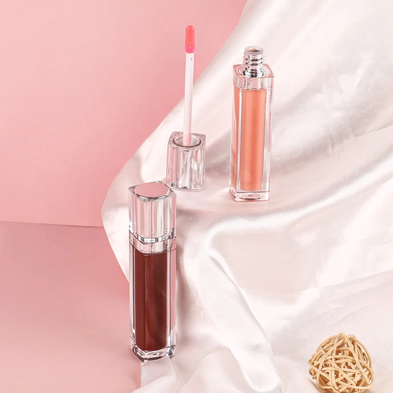 Custom Logo Nude Lip Gloss and Liner Kit for OEM Cosmetics