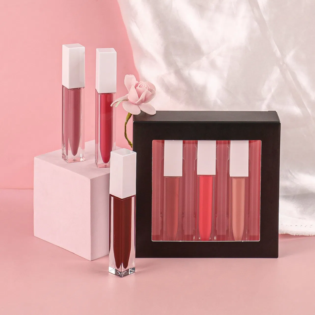 New Trendy Makeup Set Matte Lip Gloss Kit Wholesales Durable Non-Stick Cup