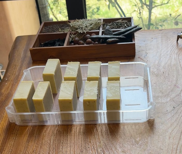 Personalized Pure Natural Plant Herbal Scented Bath Soap