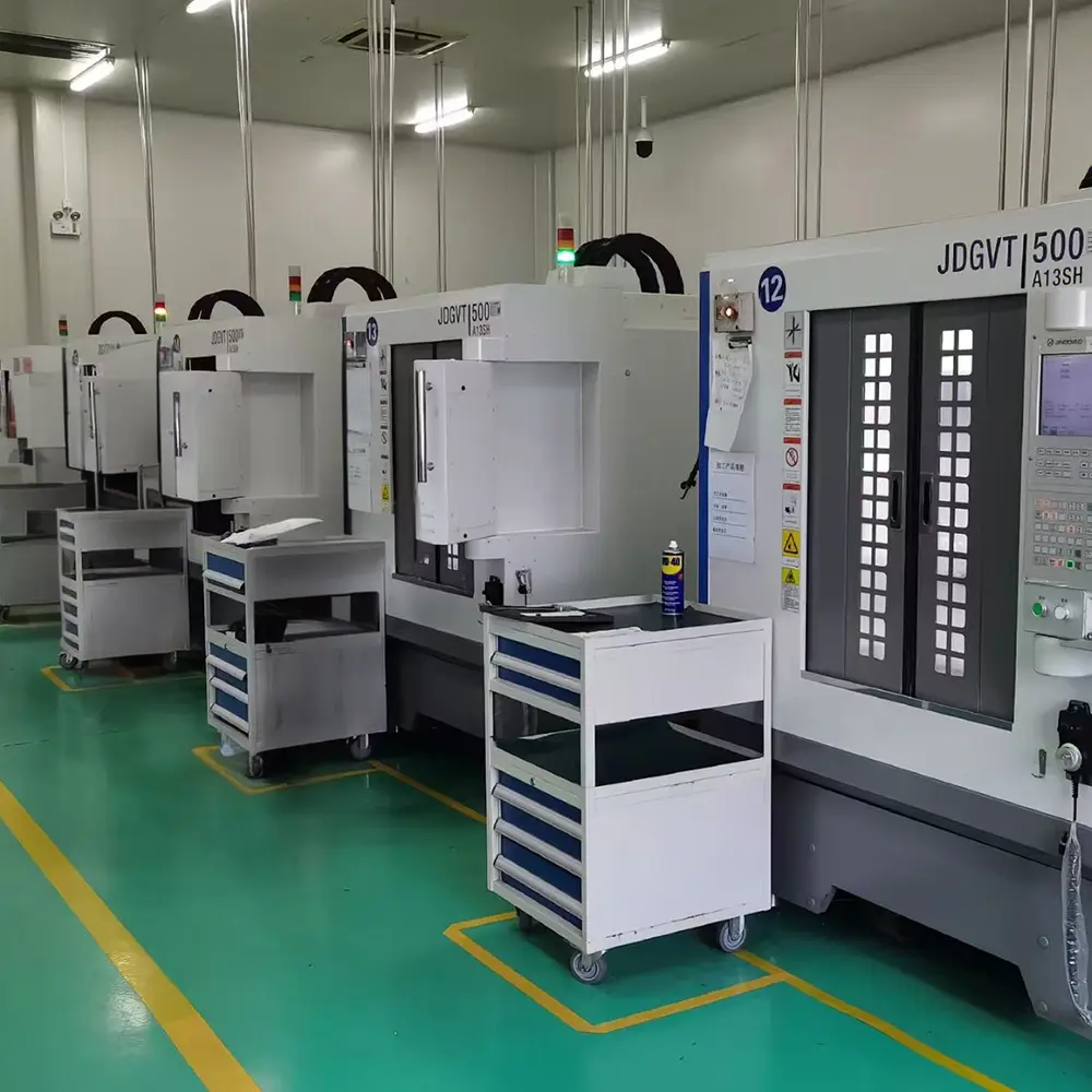 Tianjin BY Photonics production workshop for quartz and optical glass