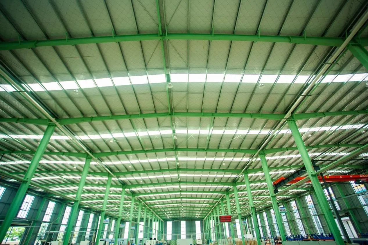 Prefabricated Steel Construction Prefab Villa House Factory Light Weight Steel Structure