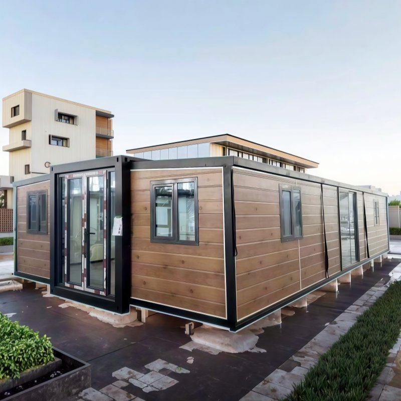 Best Seller Prefabricated Modern Steel Structure Living Spaces Portable Modular Chic Tiny Expandable Design Houses for Sale