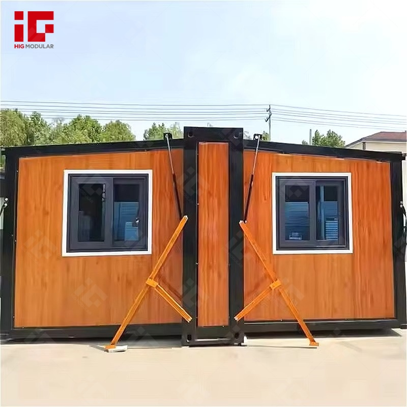 Hot Selling 40FT Expandable House 3 Bedroom Ready to Ship Premium Customized Expandable Container House Prefab Hotel Homes for Sale