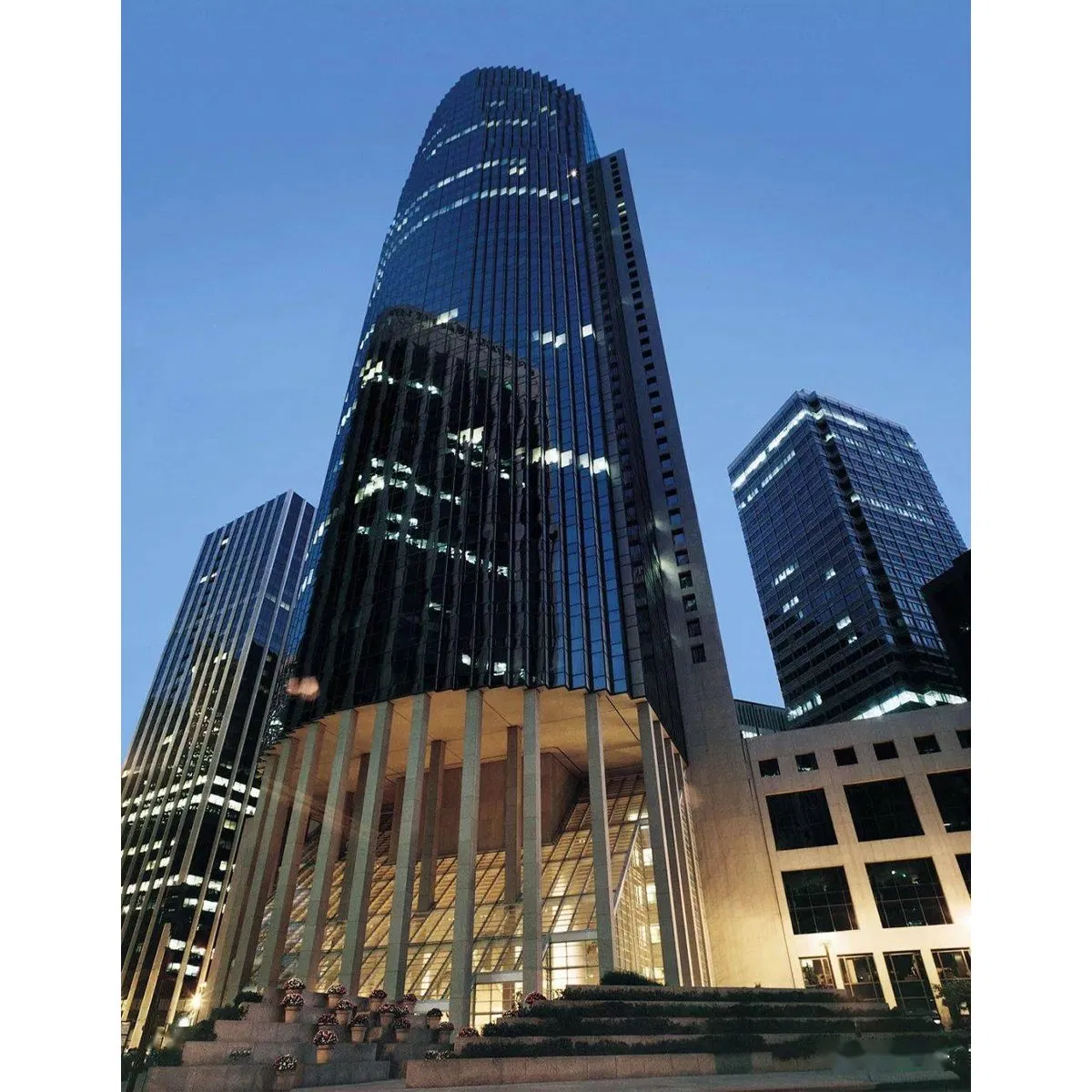 Large-Span Space High Rise Tempered Glass Modular Construction Industrial Commercial Hybrid House Office Prefab Prefabricated Metal Steel Structure Building