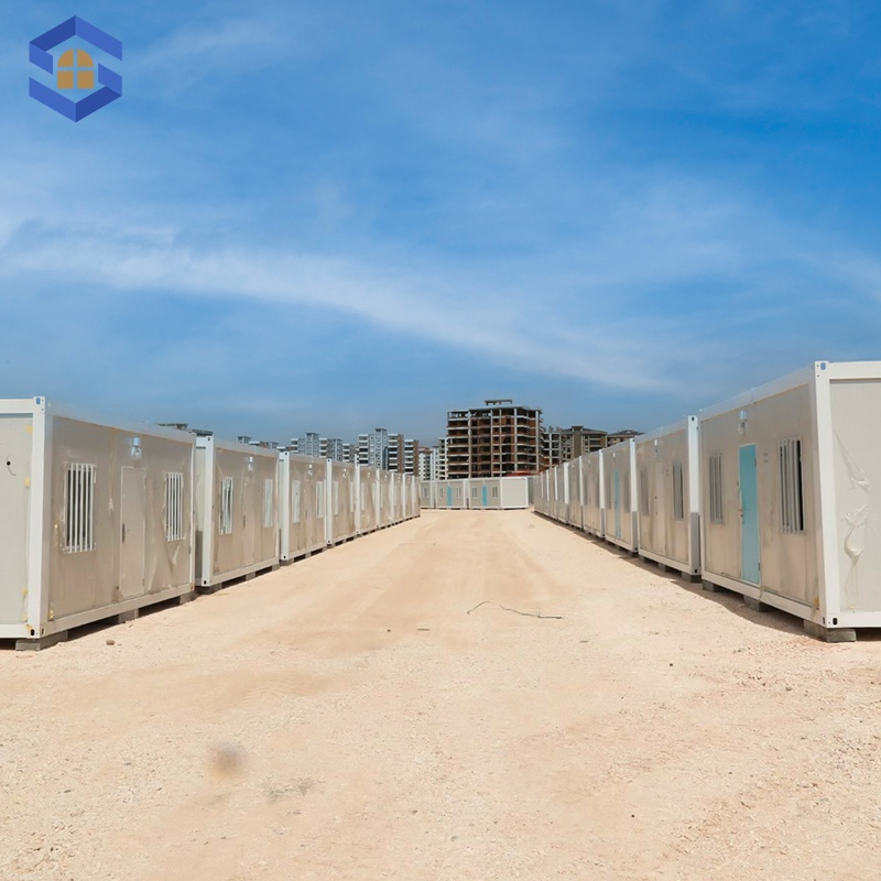 Corrosion-Resistant Flat Pack Steel Mobile Modular Container Home for Railway Maintenance Worker Camp/Social Housing/Remote Area Settlement