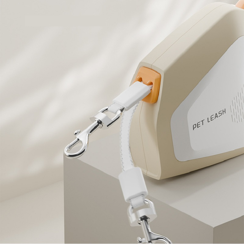 Pet Product Retractable Leash for Summer with Heat Resistant and Breathable Materials