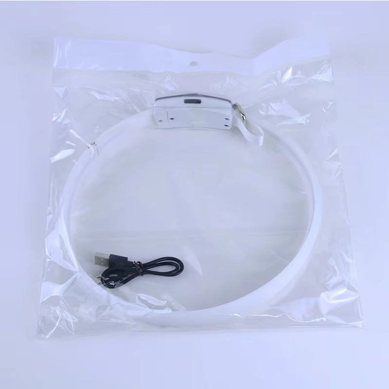 High Brightness LED Color Changing Pet Collar for Pet Safety and Decoration