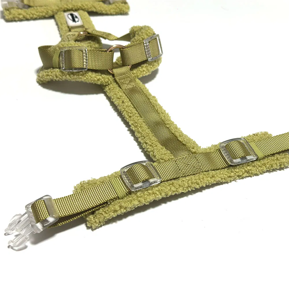 Custom Luxury New Fashionable No Pull Easy Walk Adjustable Lightweight Comfort Soft Teddy Plush Pet Dog Harness with Name